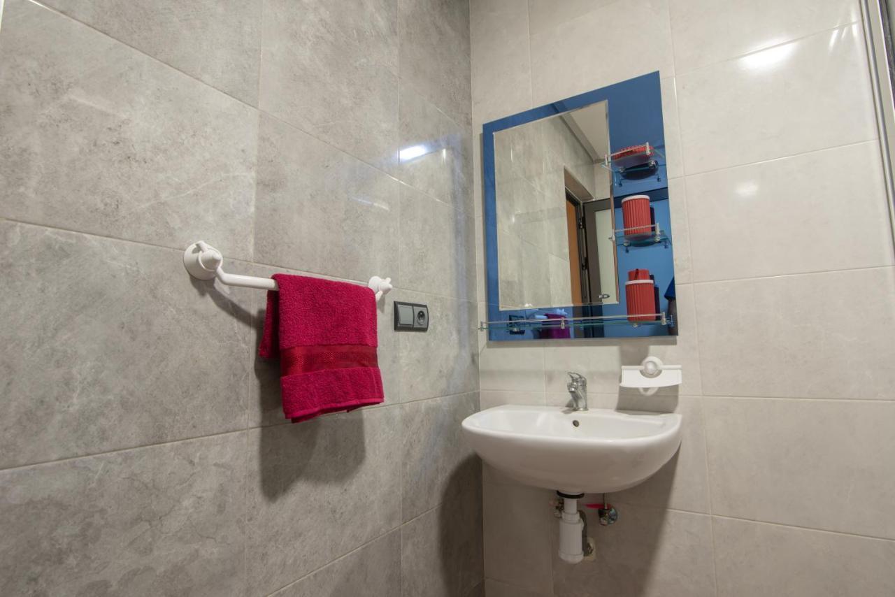 Adam'S Apartments,Self Checkin 6 Mins To Beach Downtown Fiber Optic Wifi Free Parking Same Rules As Hotels Agadir Buitenkant foto